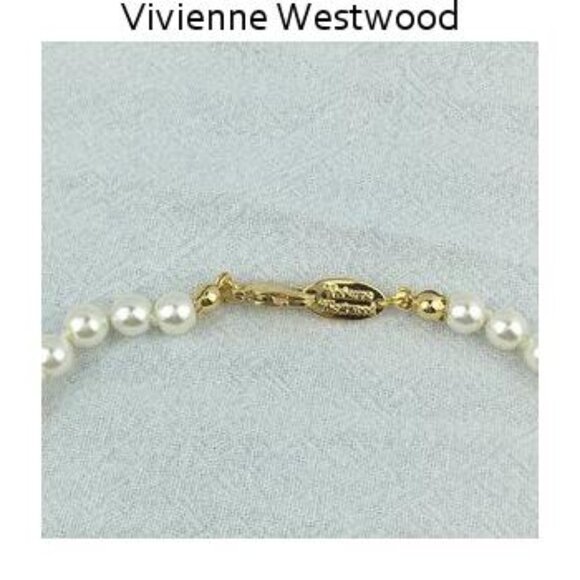 Vivienne Westwood Lucrece Earrings - Picture 5 of 5